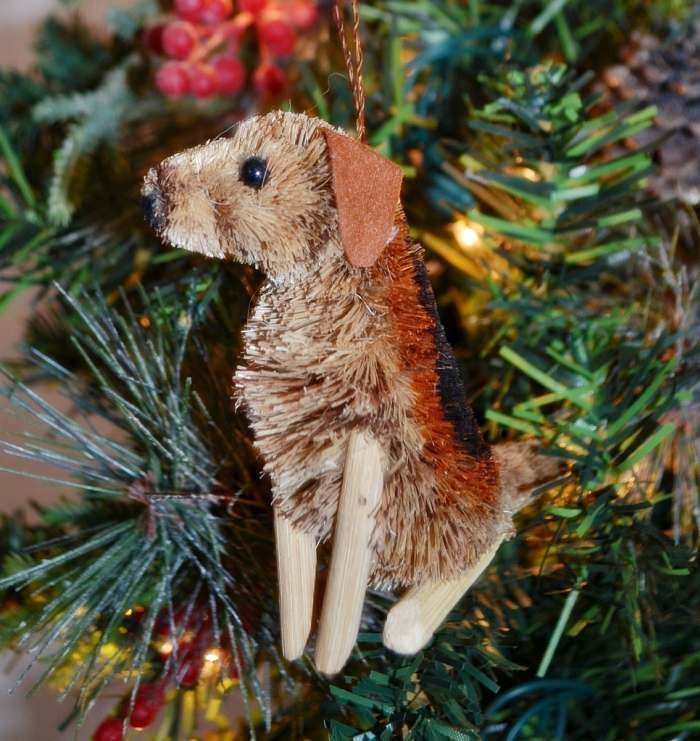 Brushart Bristle Brush Ornament Dog Beagle